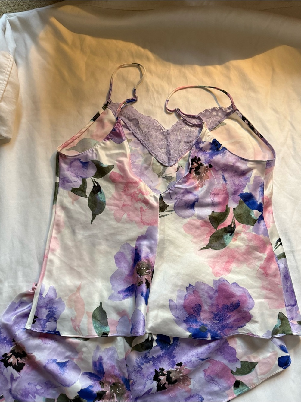 Women's Lilac+London Satin and Lace Pajama Cami & Pajama Shorts Sleep Set - Picture 5 of 6